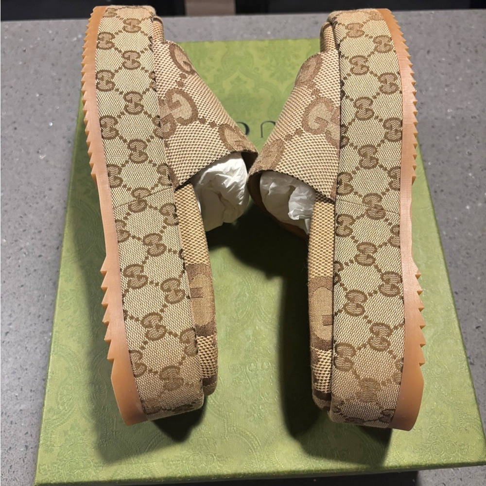 Gucci Women's Tan Monogram Platform Sandals - Picture 4 of 6